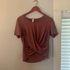 LULULEMON twist front crop top NEVER WORN